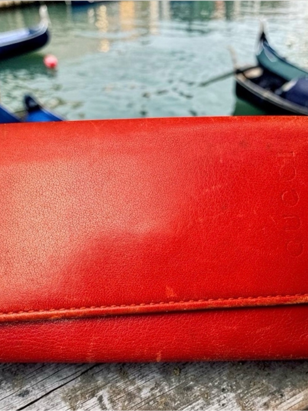 Gucci Red Leather Key Case with Silver-Tone Hardware - Picture 4 of 8